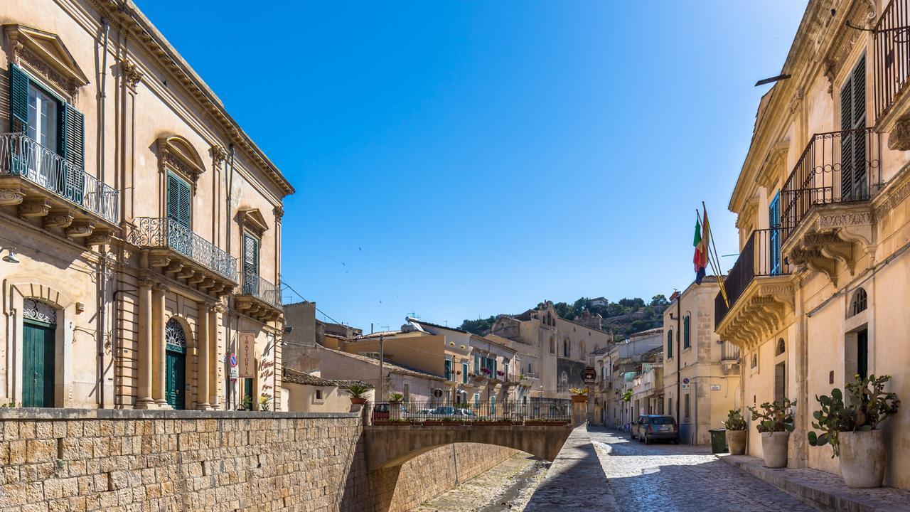 Palazzo Favacchio - Patane Scicli Exterior foto